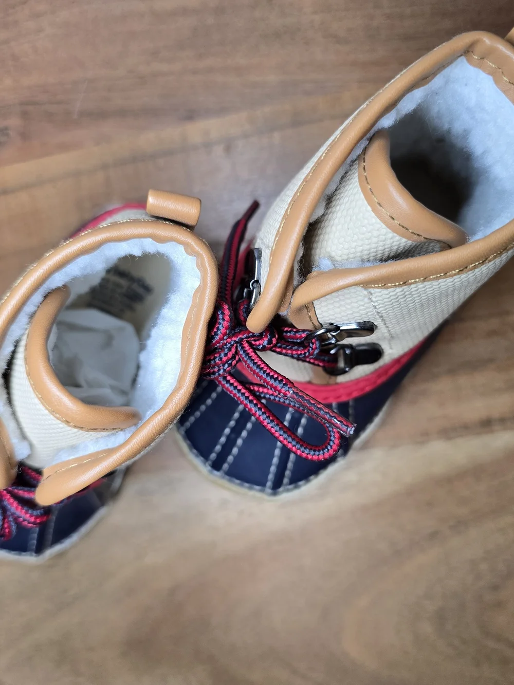 Gap Kids Waterproof Lace-Up Duck Boots in Navy, Tan & Red Infant 6-12M